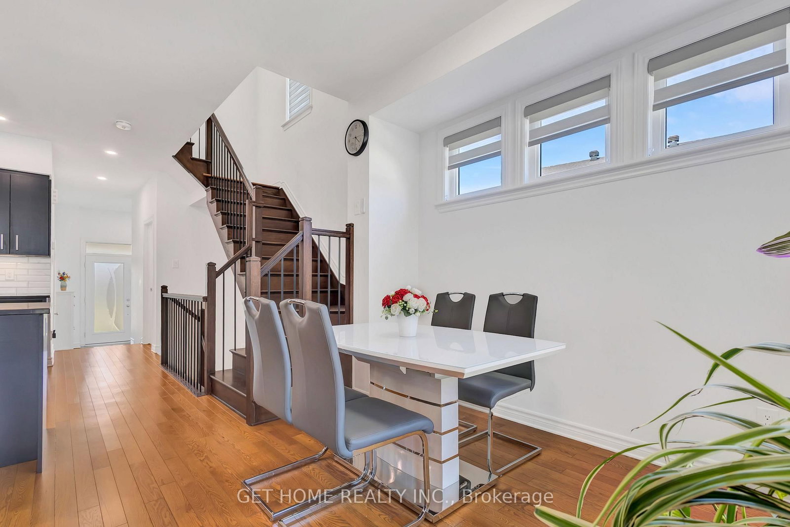 39 Hermes Avenue • Ottawa, ON photo 11