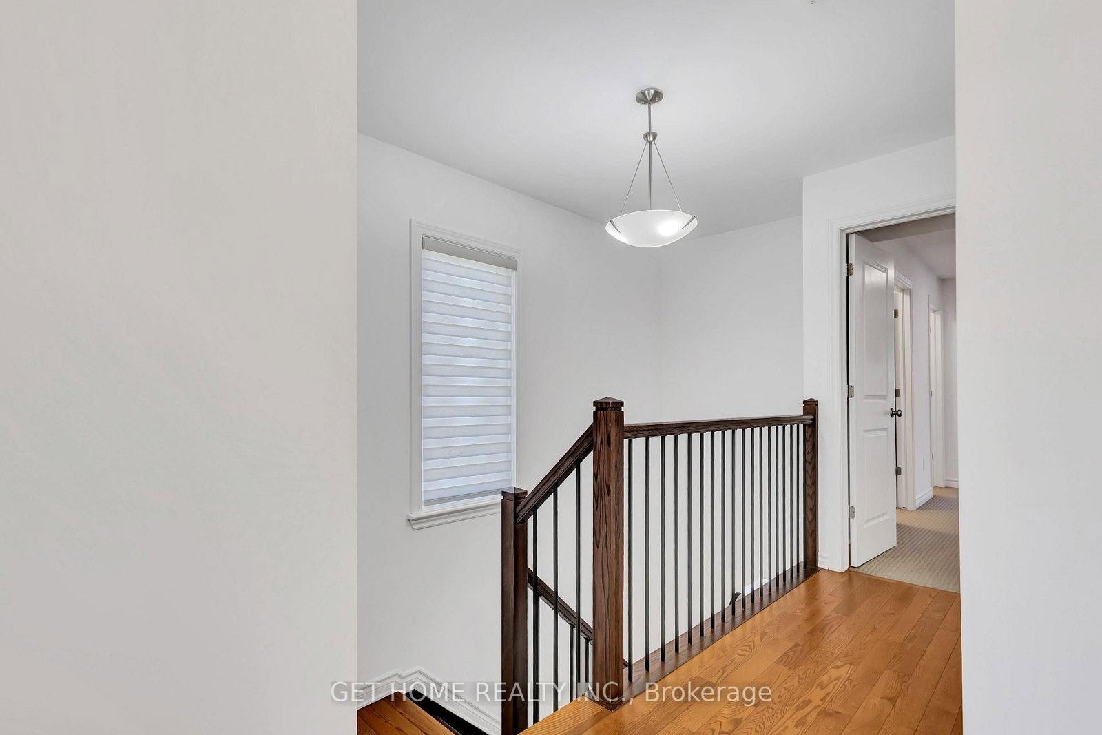 39 Hermes Avenue • Ottawa, ON photo 19