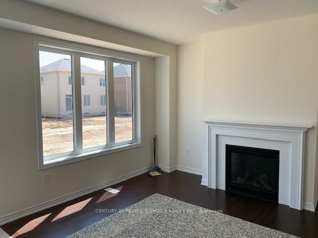 419 Black Cherry Crescent • Shelburne, ON photo 5
