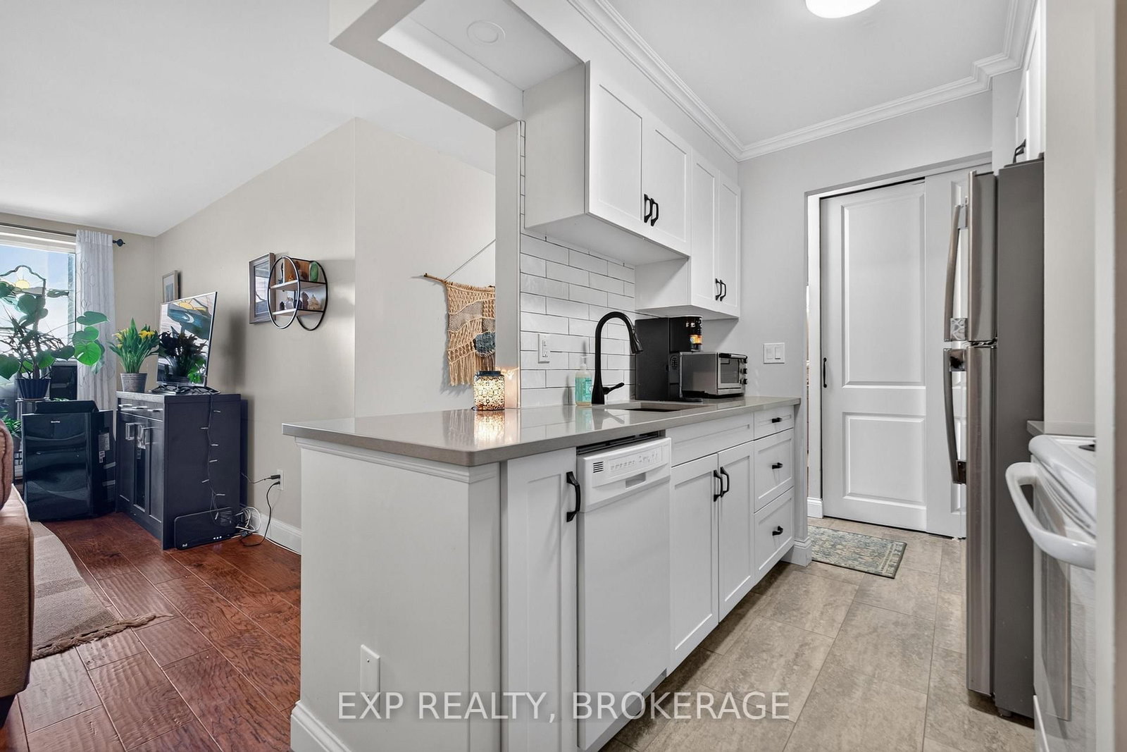 334 QUEEN MARY Road • #308 • Kingston, ON photo 12