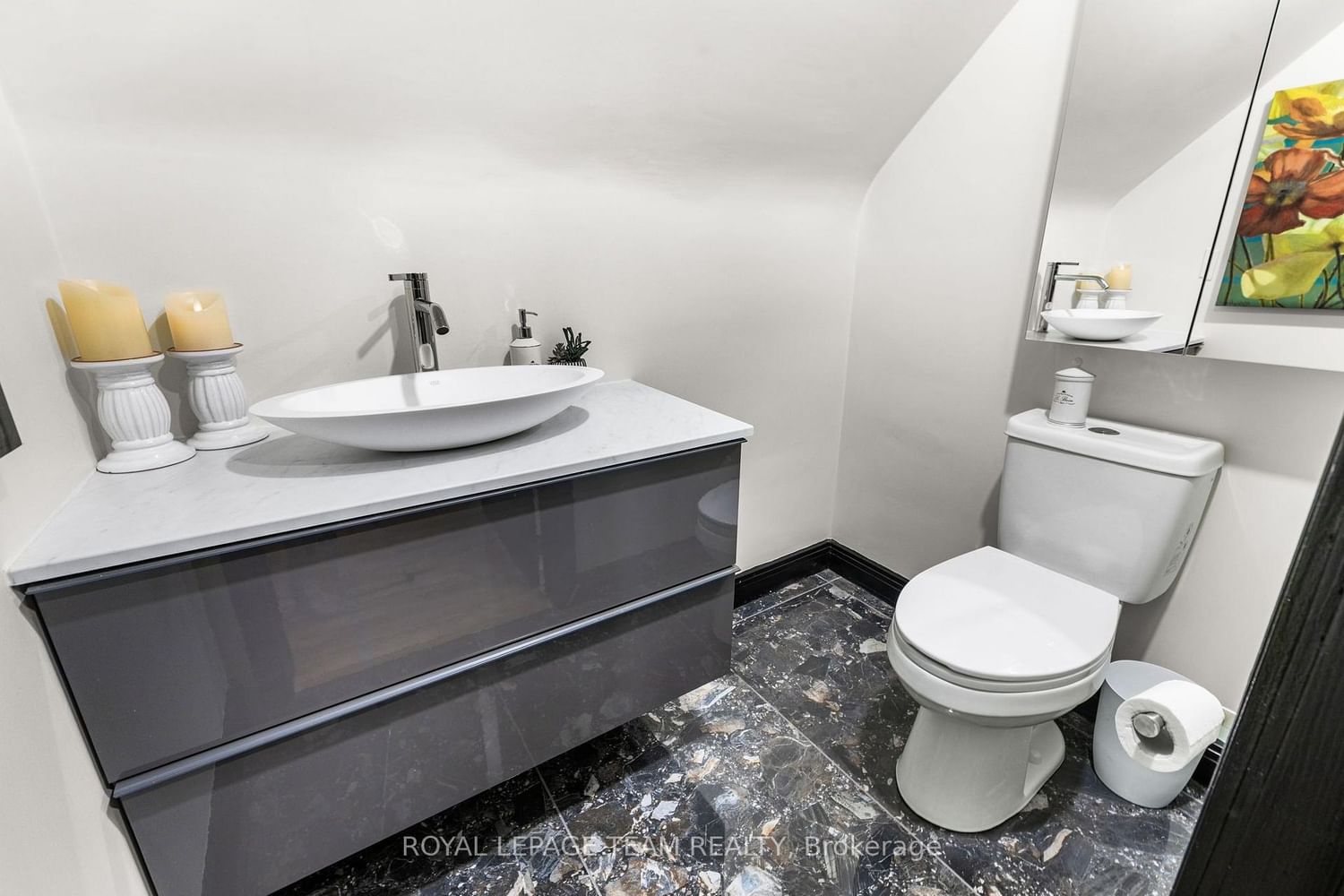 185 Camelia Avenue • Ottawa, ON photo 23