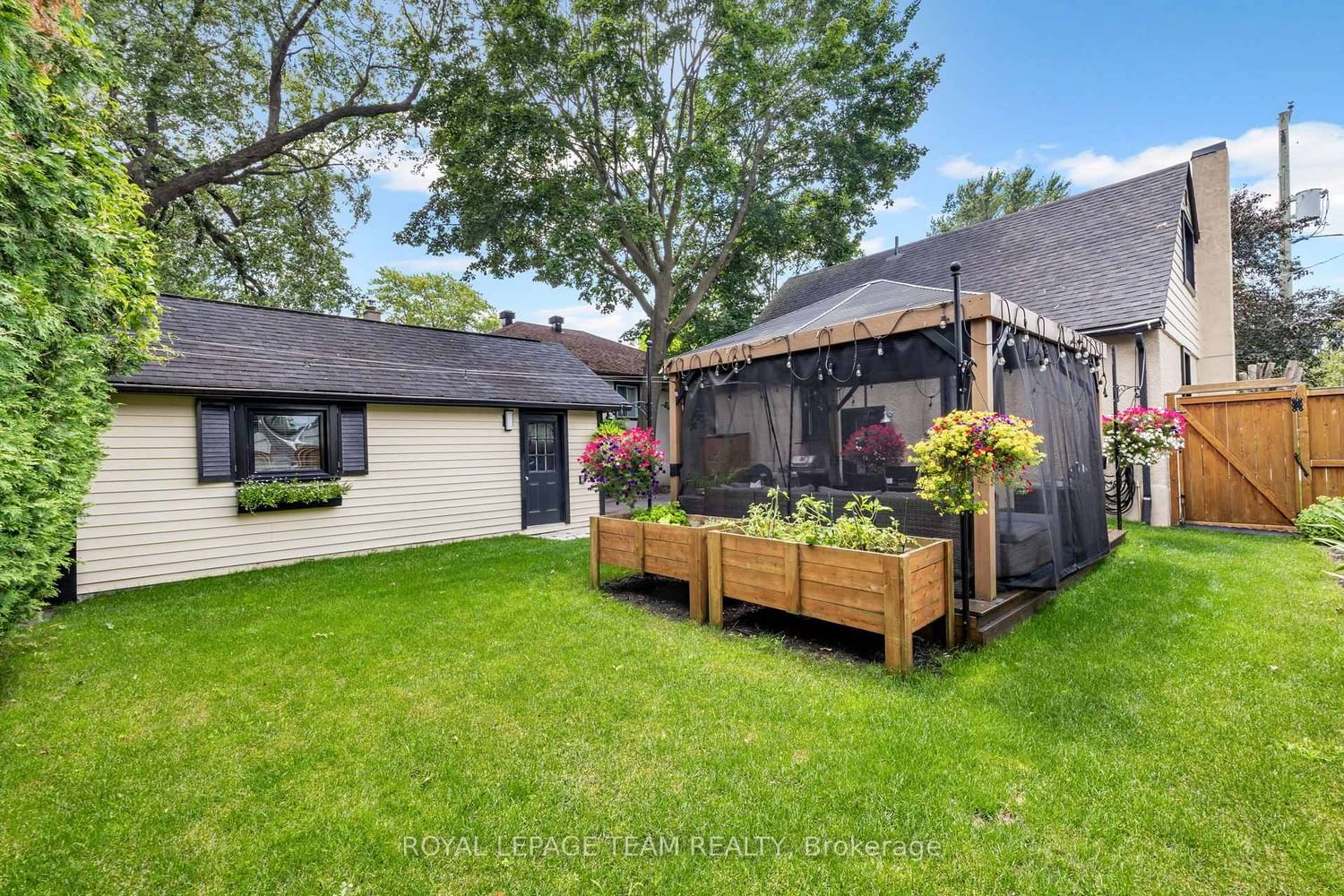 185 Camelia Avenue • Ottawa, ON photo 30