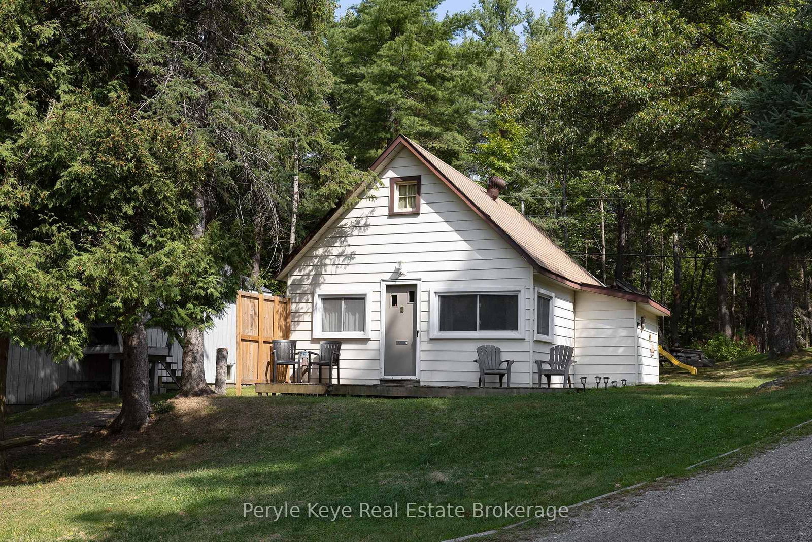 1025 & 1027 Big Island Road • Bracebridge, ON photo 26