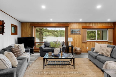 1025 & 1027 Big Island Road • Bracebridge, ON photo 8