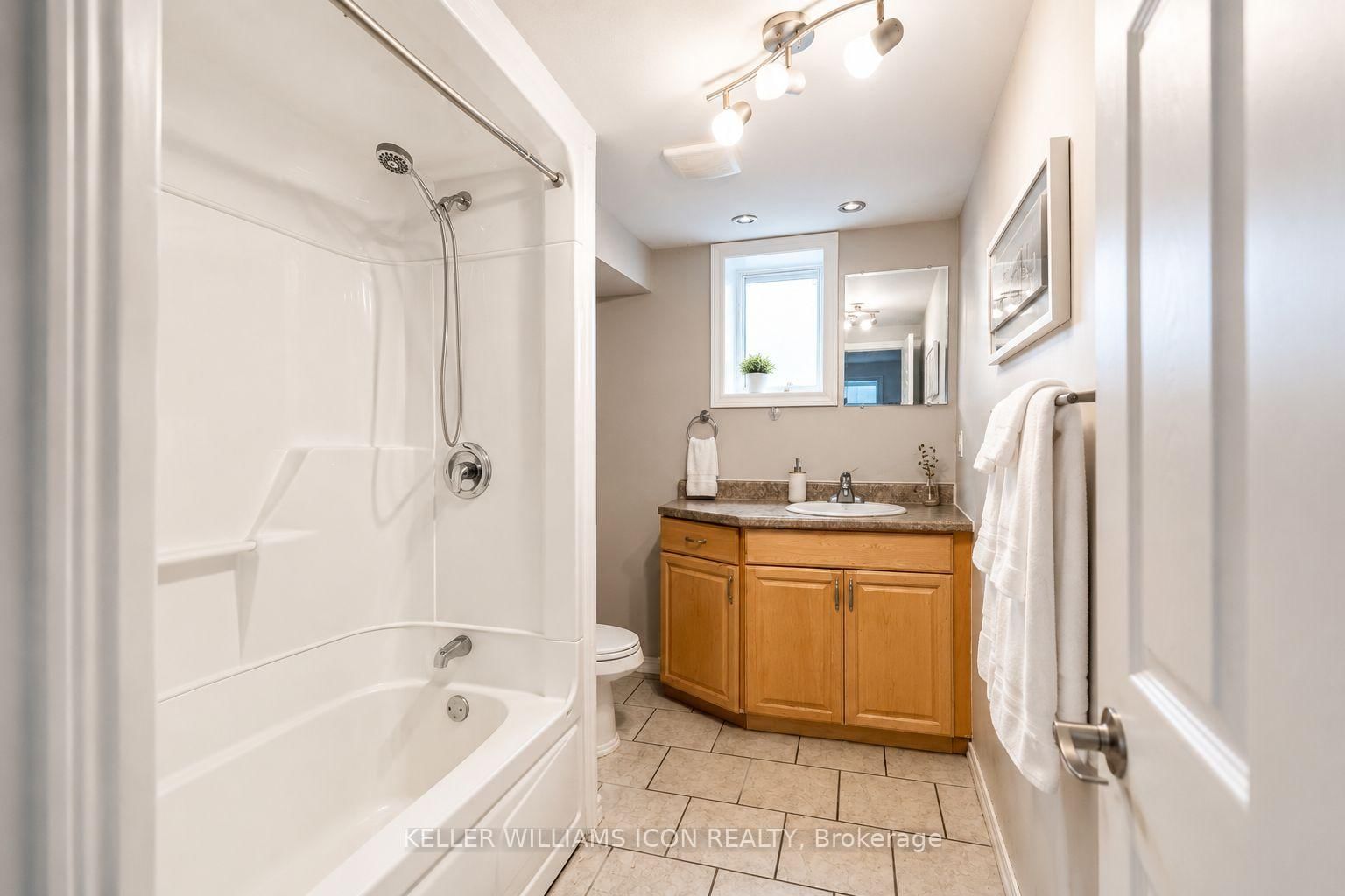 313 Savard Avenue • Ottawa, ON photo 35