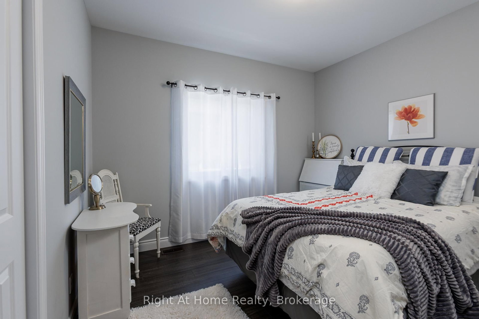 40 Birchmount Street • Quinte West, ON photo 15