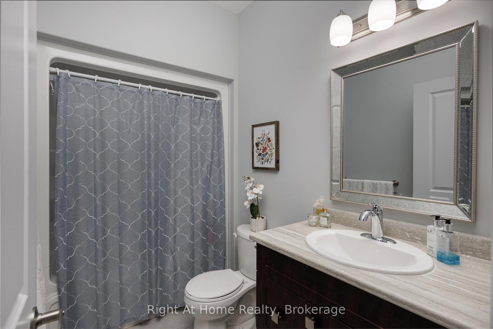 40 Birchmount Street • Quinte West, ON photo 17