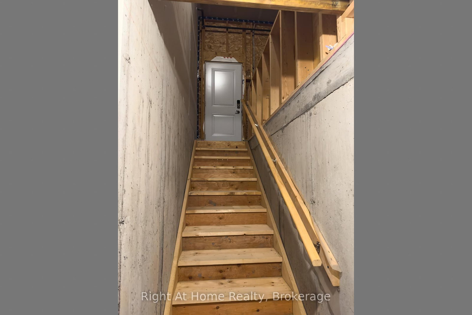 40 Birchmount Street • Quinte West, ON photo 26