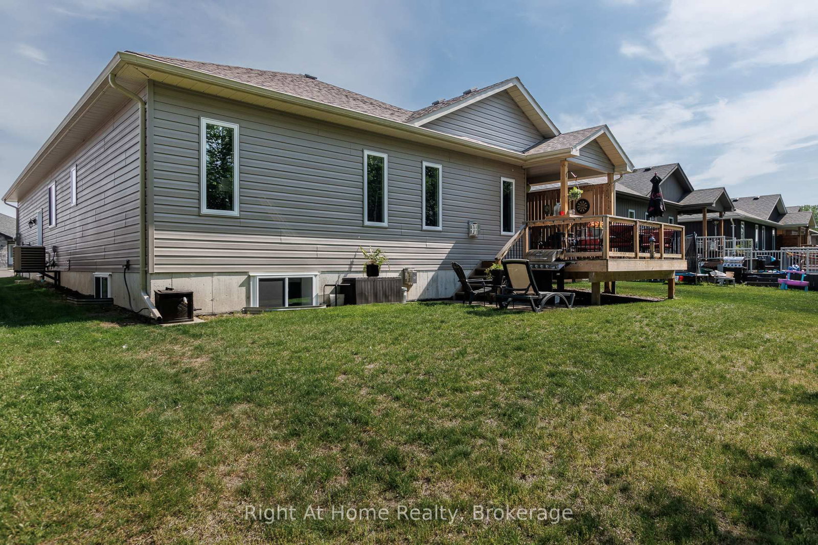 40 Birchmount Street • Quinte West, ON photo 29