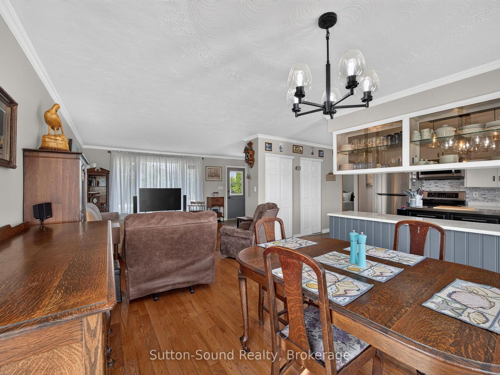 383256 DAWSON Road • Georgian Bluffs, ON photo 10