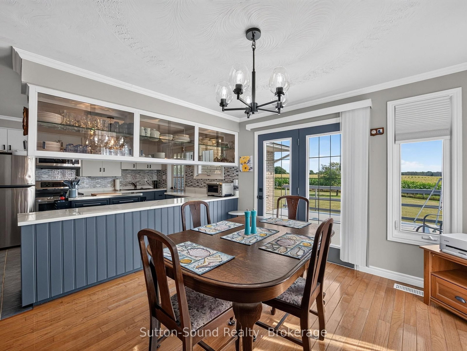 383256 DAWSON Road • Georgian Bluffs, ON photo 11