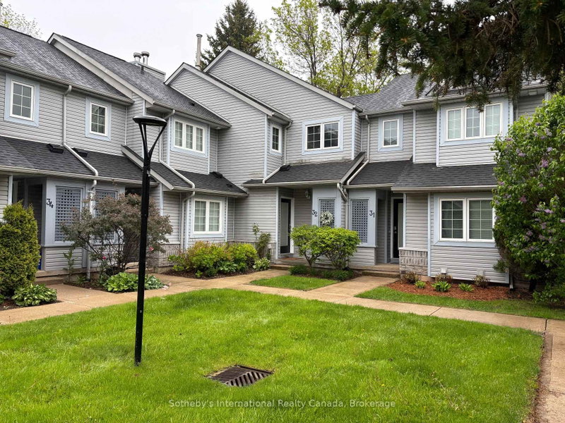 32 - 146 SETTLERS Way