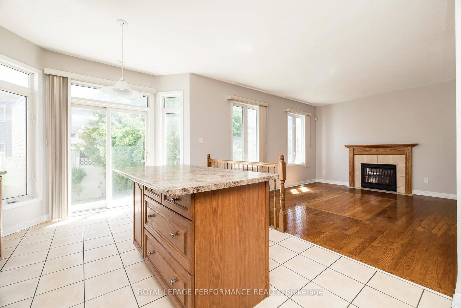 127 Finn Court • Ottawa, ON photo 12