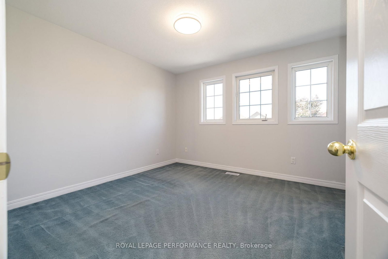127 Finn Court • Ottawa, ON photo 37