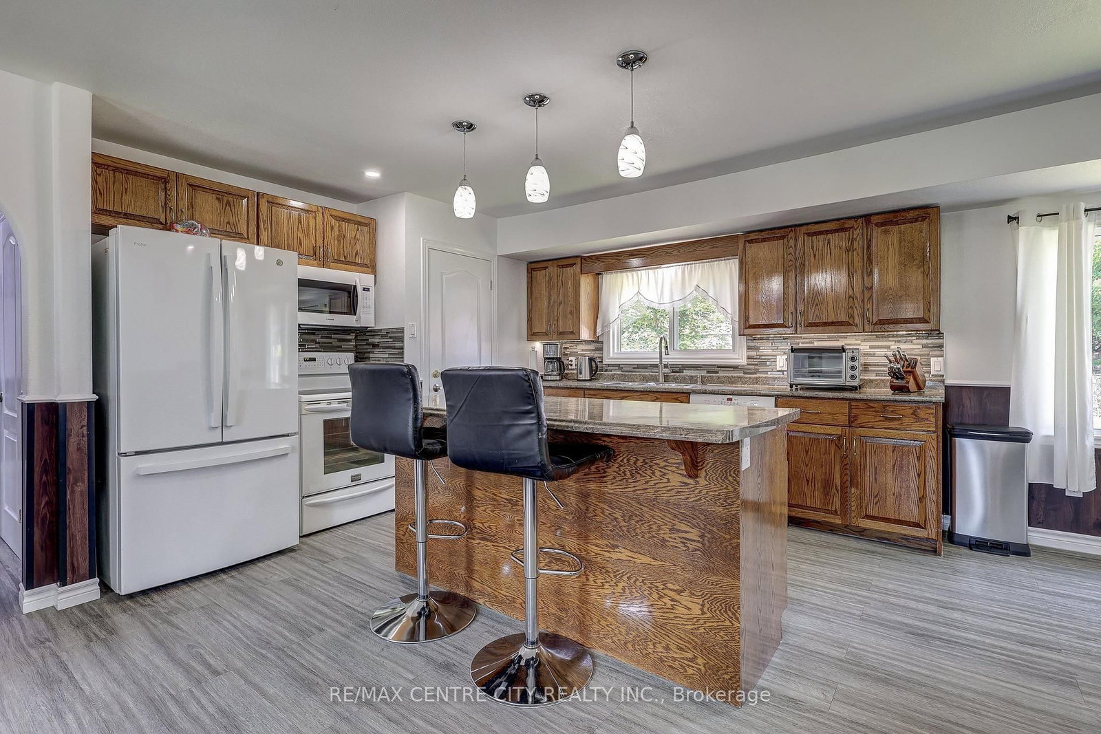 113 South Street W • Aylmer, ON photo 10