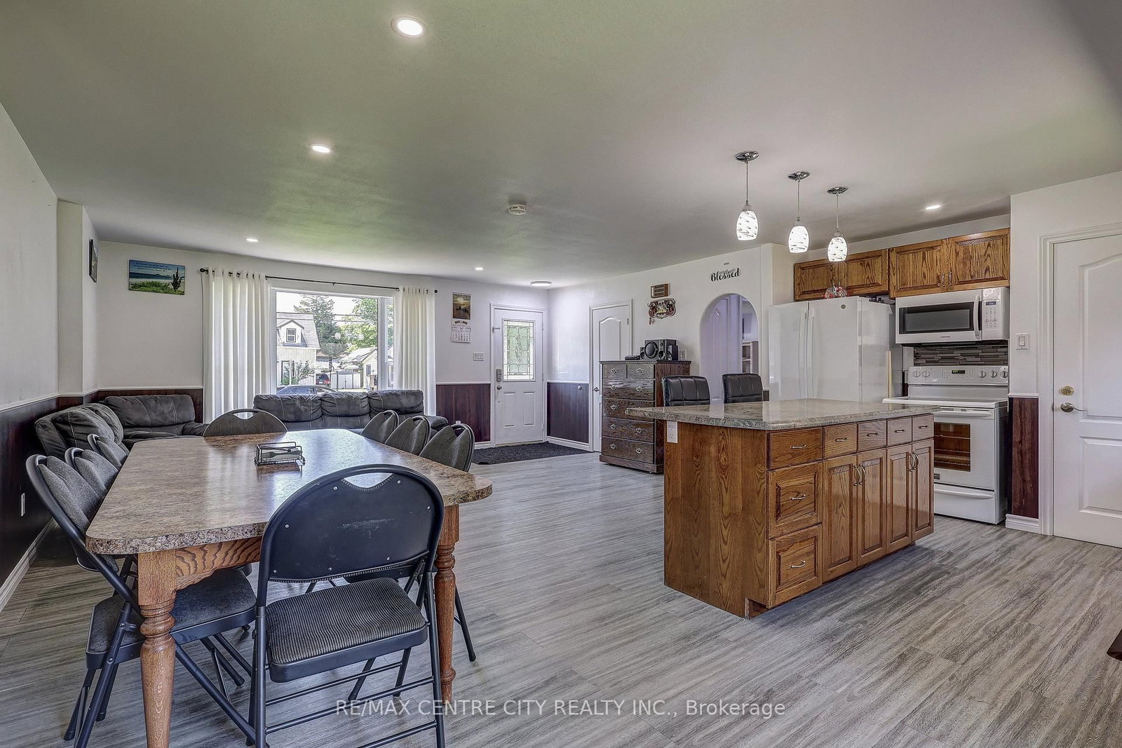 113 South Street W • Aylmer, ON photo 7