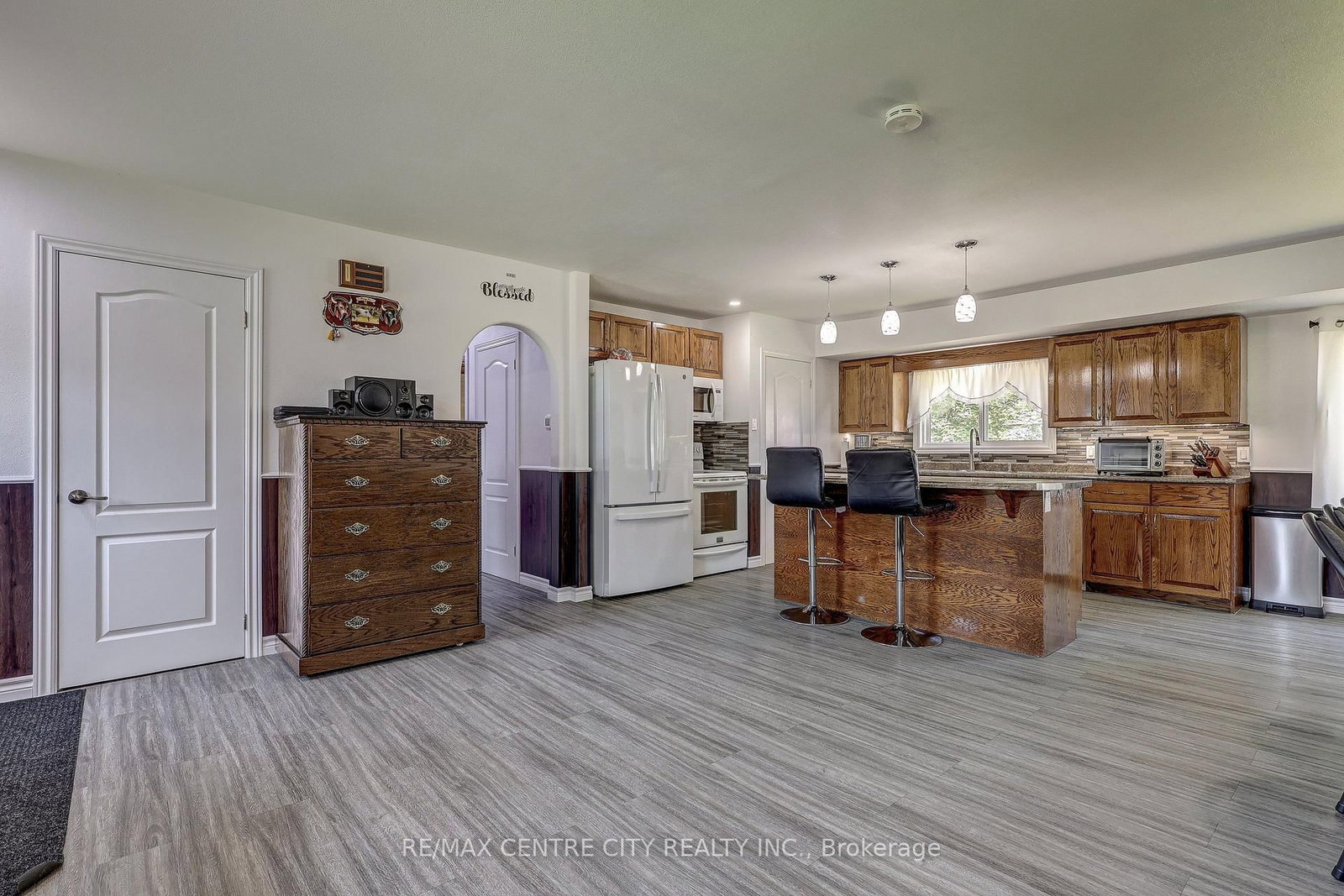 113 South Street W • Aylmer, ON photo 8