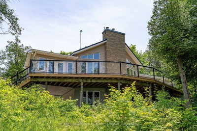 188 Highpoint Crescent • Grey Highlands, ON photo 5