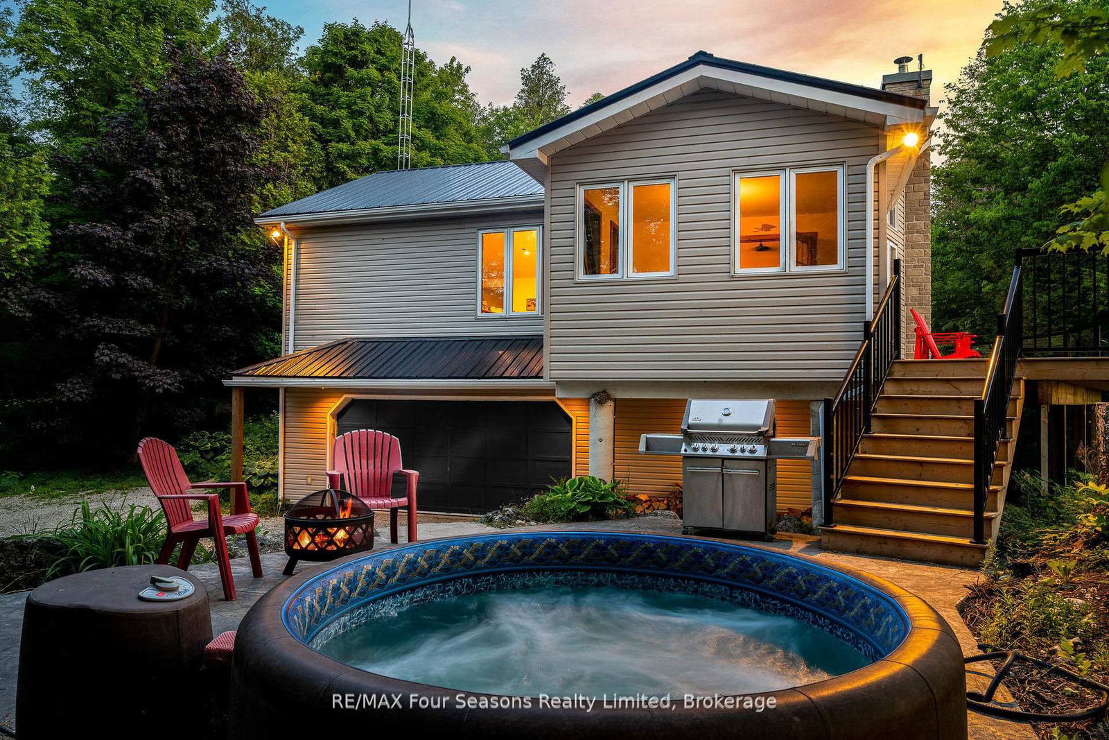 188 Highpoint Crescent • Grey Highlands, ON photo 8