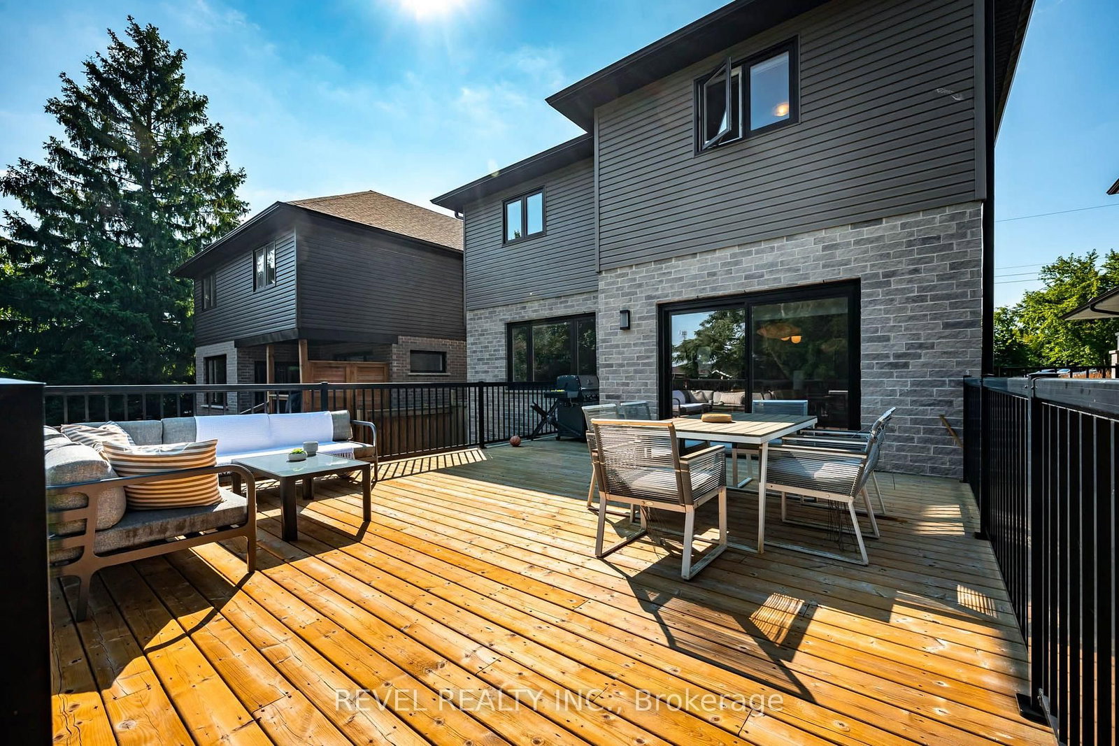 18 School Road • Shelburne, ON photo 44