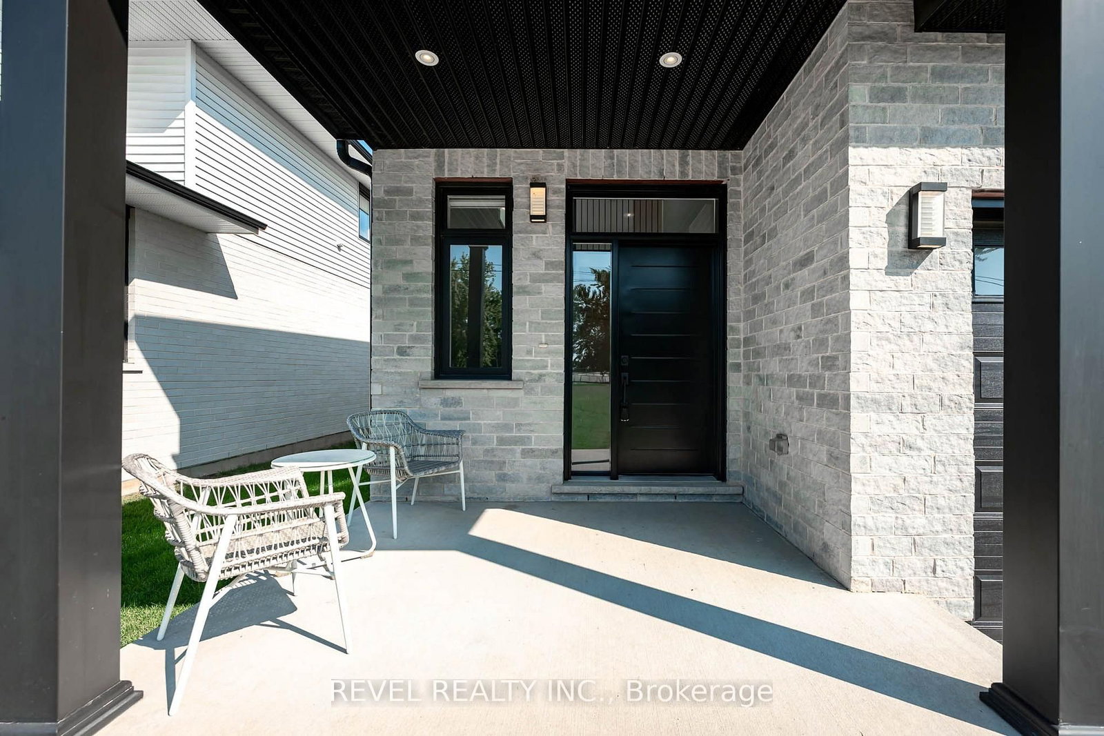 18 School Road • Shelburne, ON photo 5