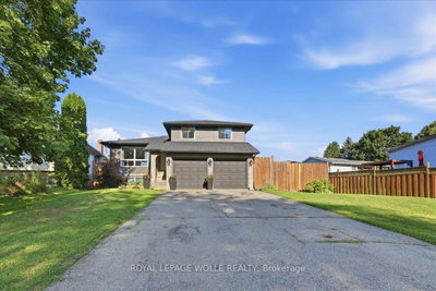 79 Fennel Street • Blandford-Blenheim, ON photo 2