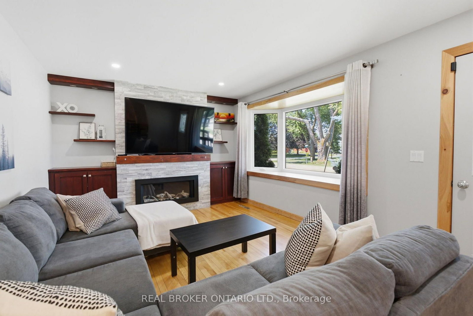 11 Perry Street • Kawartha Lakes, ON photo 14