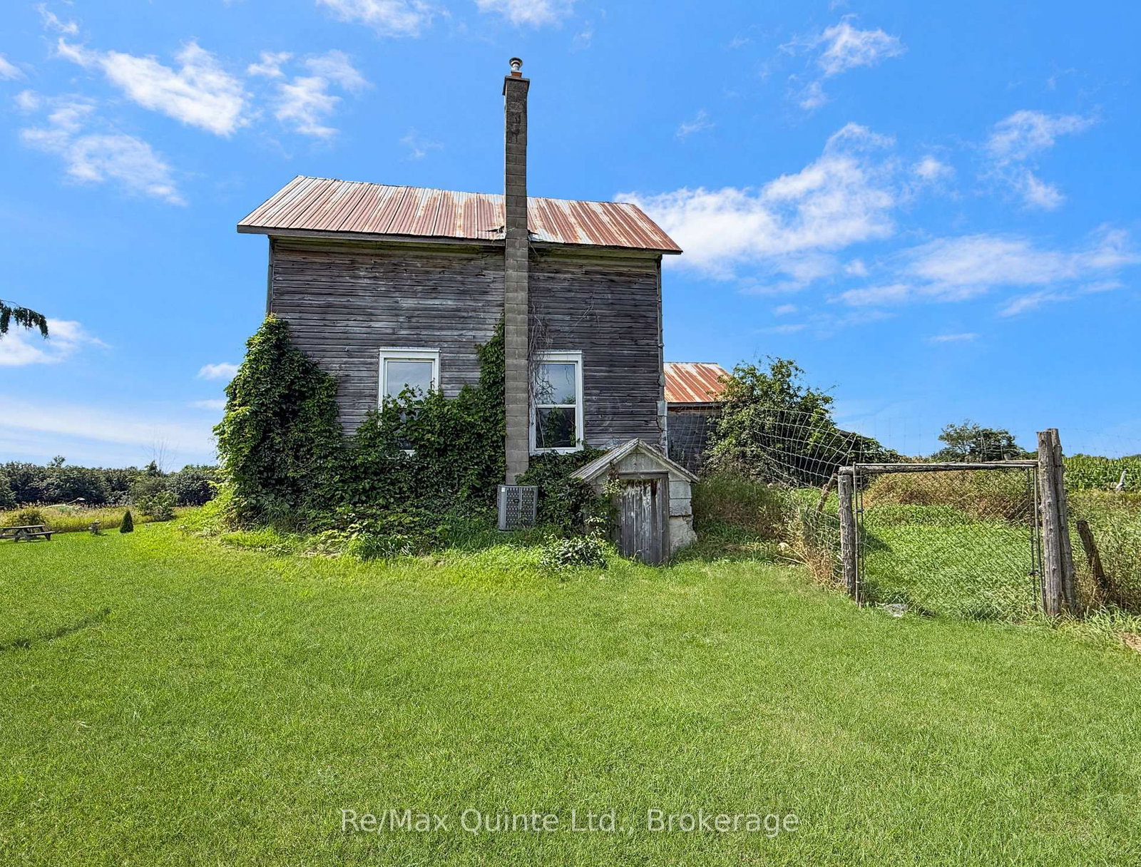 98 Swamp College Road • Prince Edward County, ON photo 25