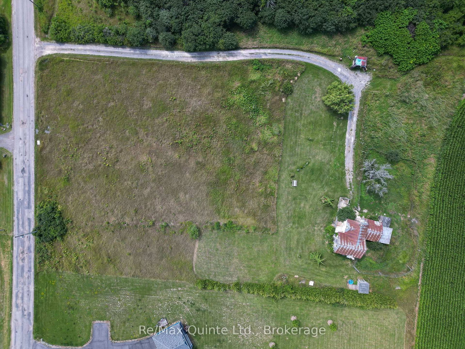 98 Swamp College Road • Prince Edward County, ON photo 28