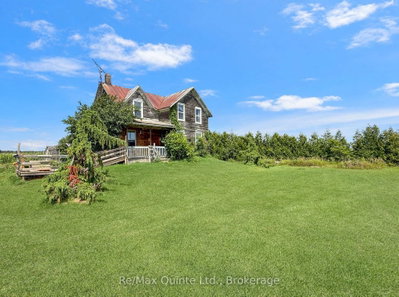 98 Swamp College Road • Prince Edward County, ON photo 4