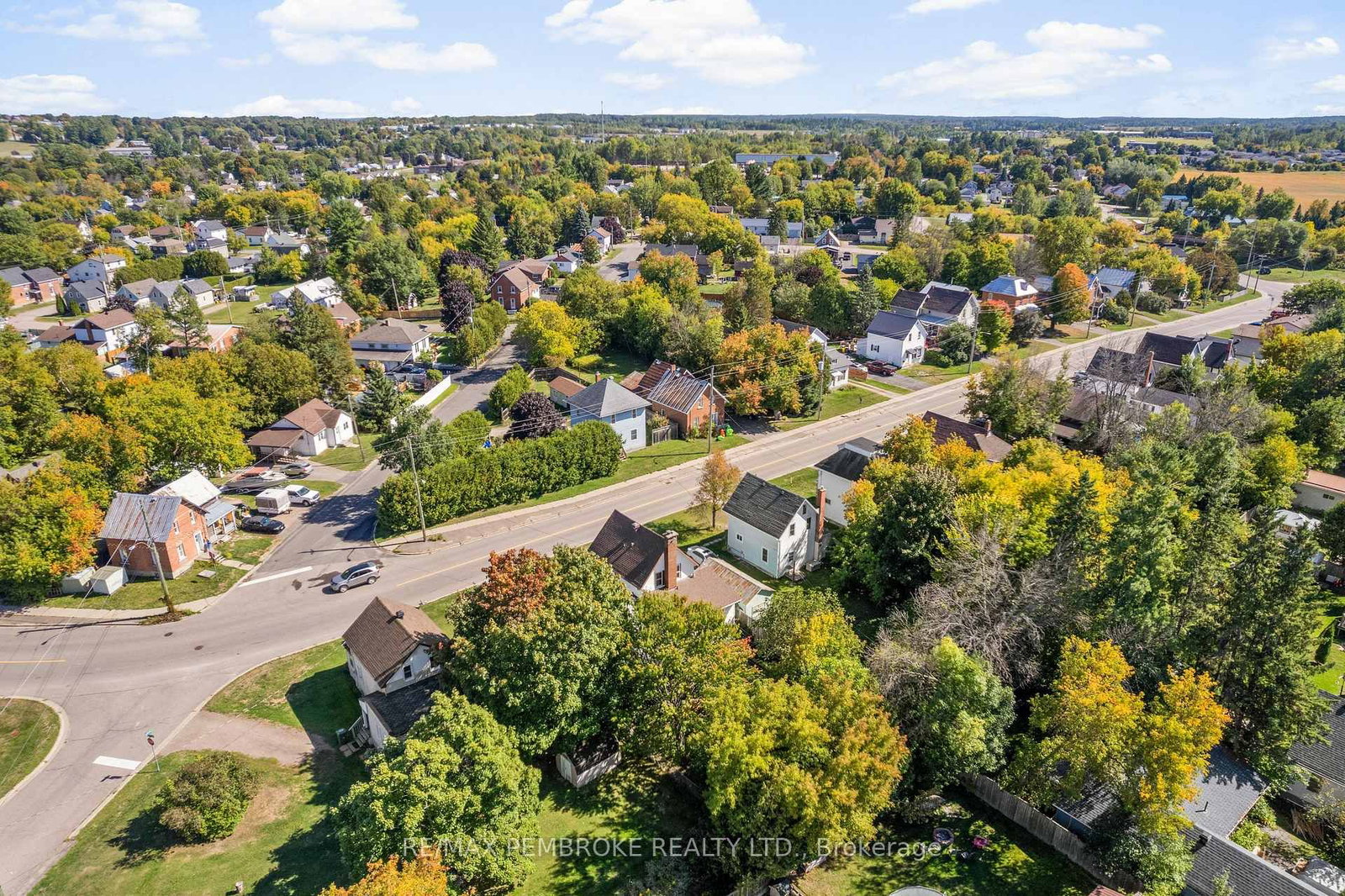 570 Eganville Road • Pembroke, ON photo 10
