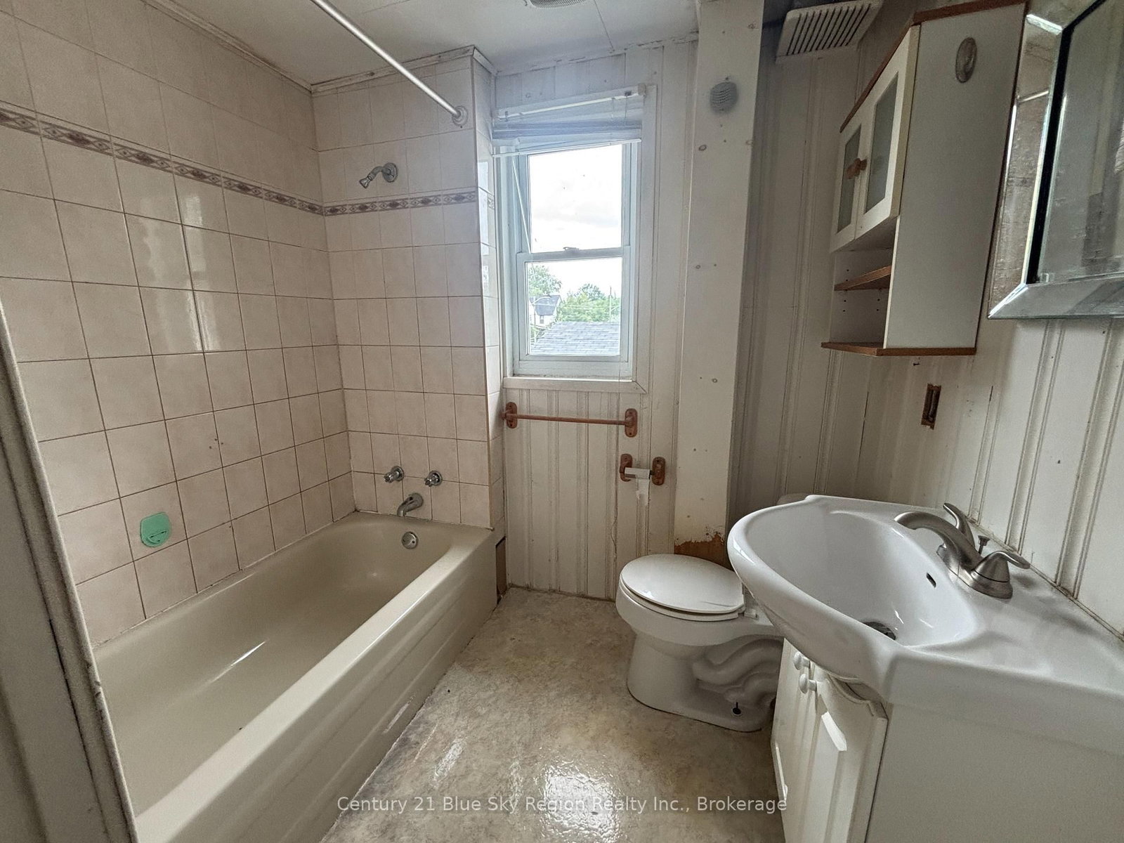174 Victoria Street W • North Bay, ON photo 15