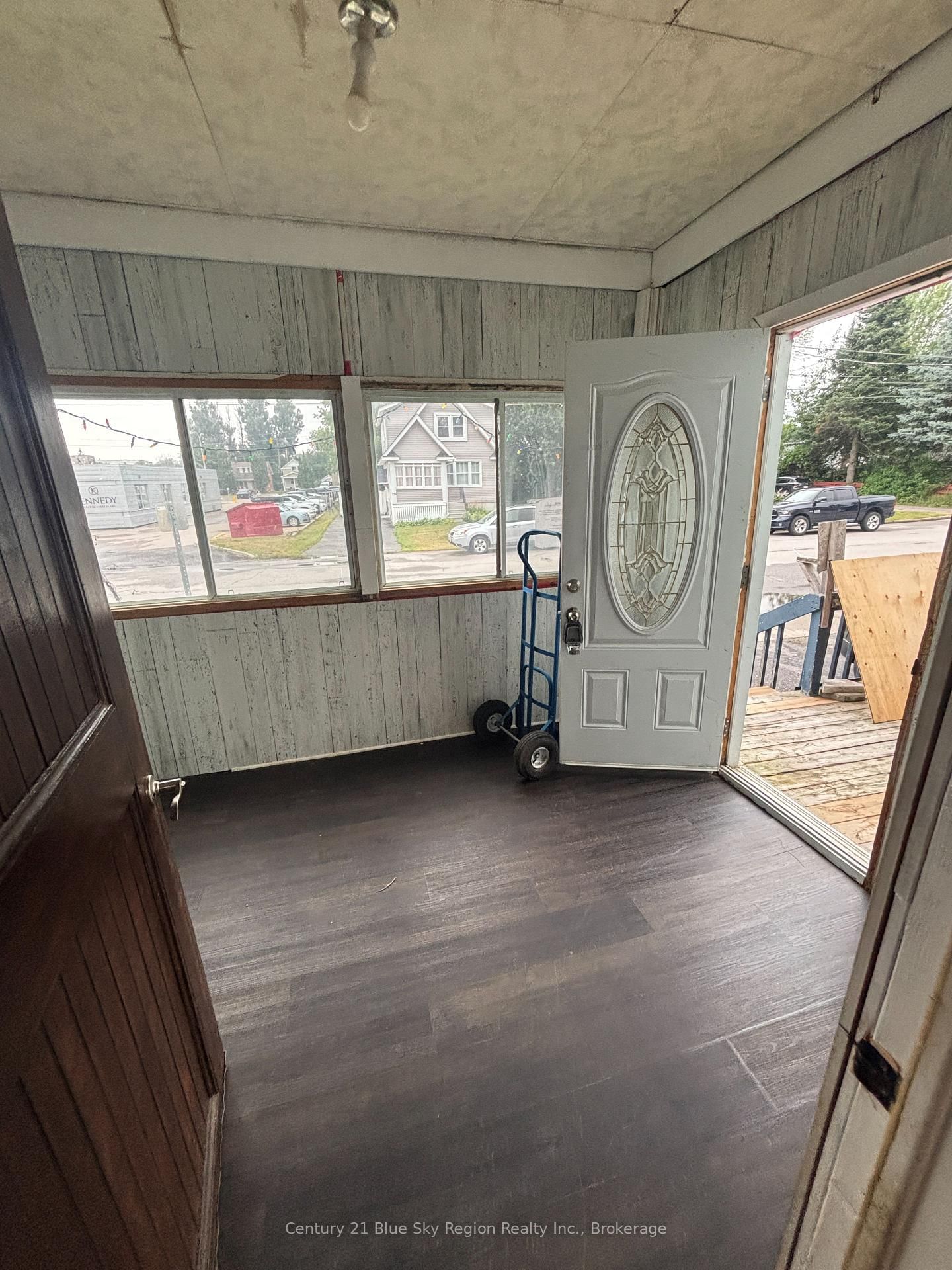 174 Victoria Street W • North Bay, ON photo 6