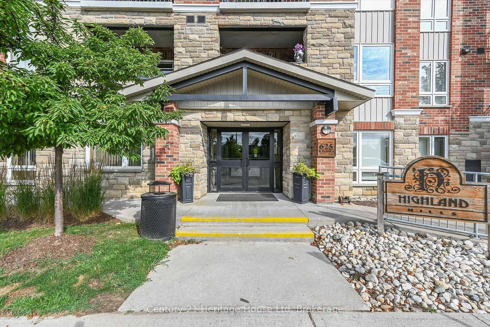 625 St David Street S • #302 • Centre Wellington, ON photo 8