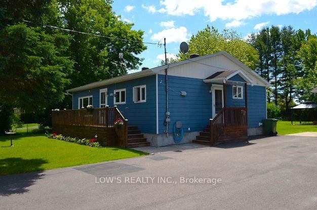 1504 Ste Anne Road