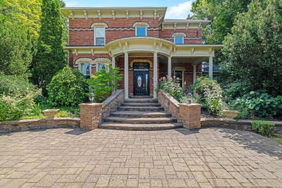81 Main Street E • Grey Highlands, ON photo 2