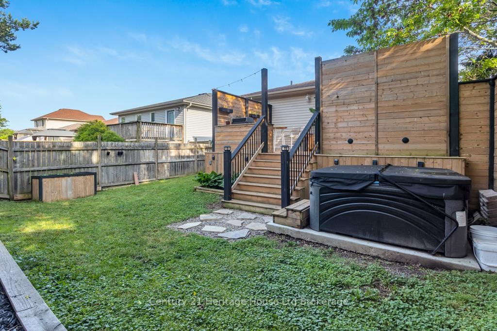 14 Herford Street • Tillsonburg, ON photo 31