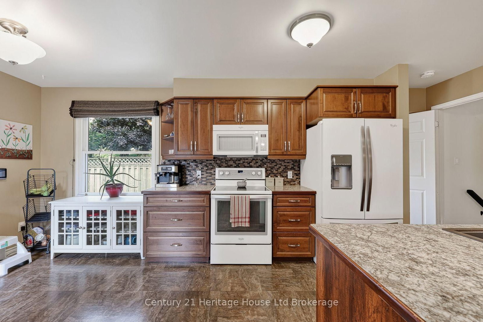 27 SIOUX Crescent • Woodstock, ON photo 21