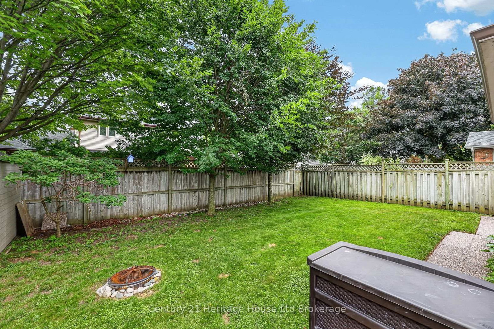 27 SIOUX Crescent • Woodstock, ON photo 41