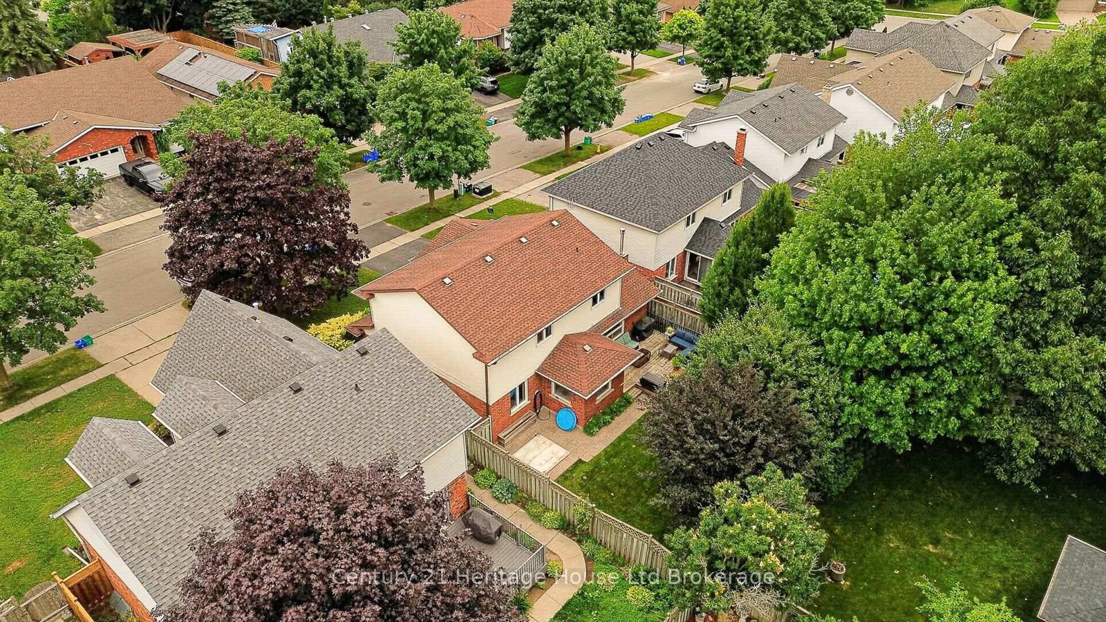 27 SIOUX Crescent • Woodstock, ON photo 43