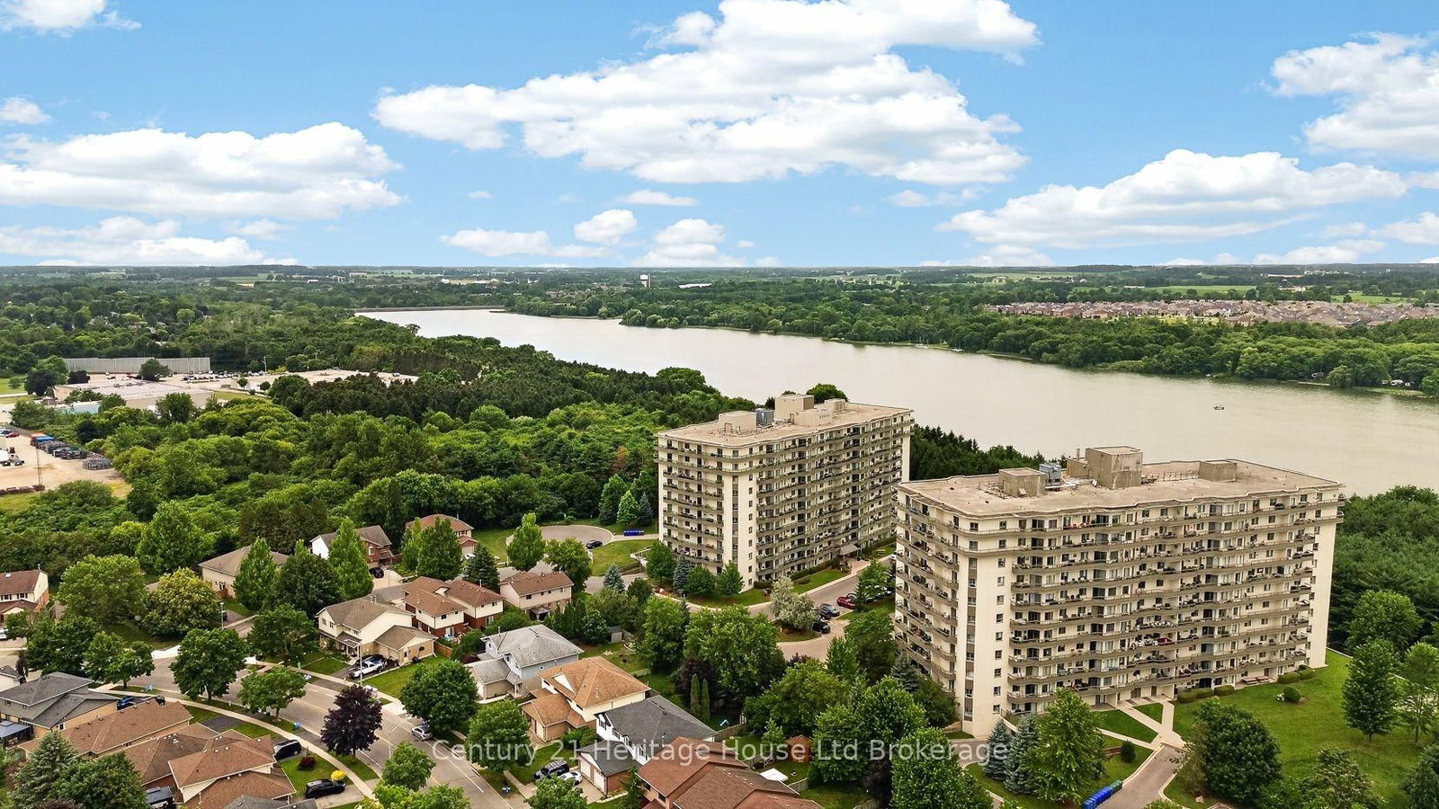27 SIOUX Crescent • Woodstock, ON photo 44