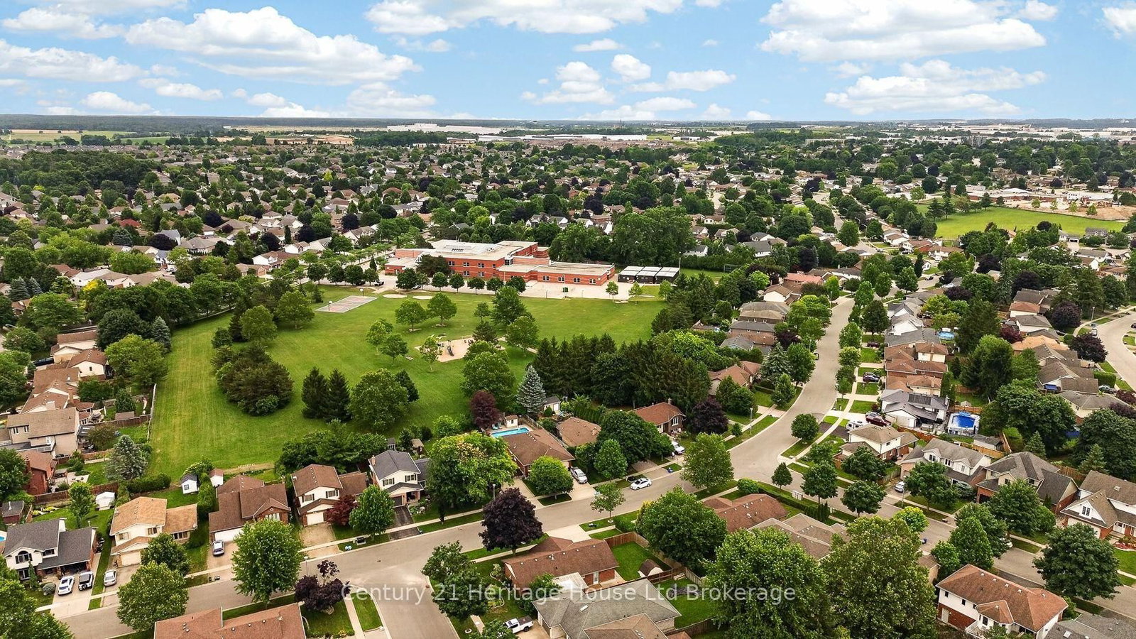 27 SIOUX Crescent • Woodstock, ON photo 45
