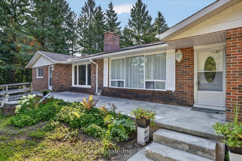 751 Ford Crescent