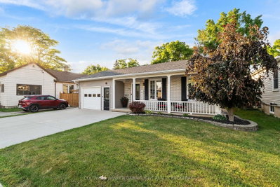 76 Sanders Street W • South Huron, ON photo 2