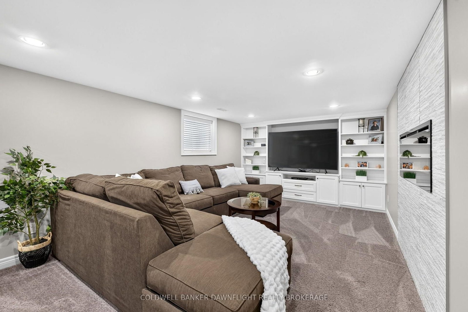 76 Sanders Street W • South Huron, ON photo 34
