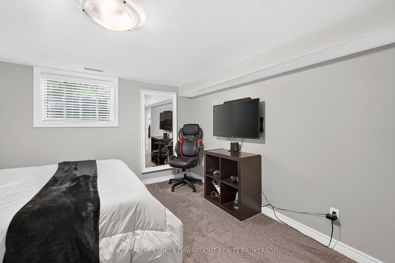 76 Sanders Street W • South Huron, ON photo 41
