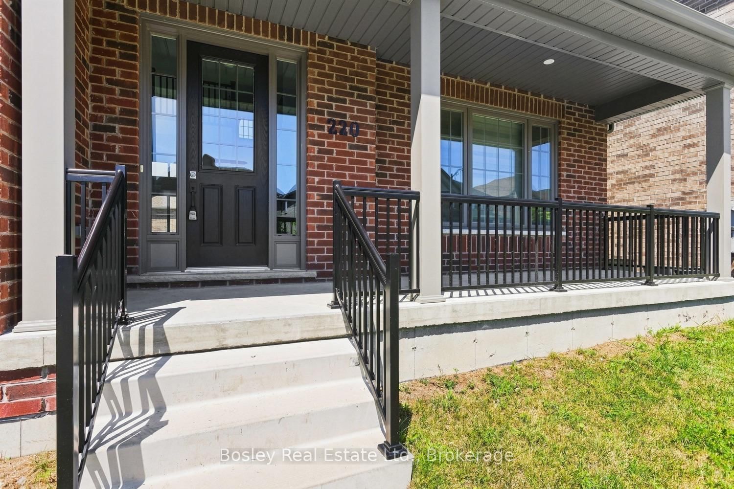 220 Strachan Street • Port Hope, ON photo 6