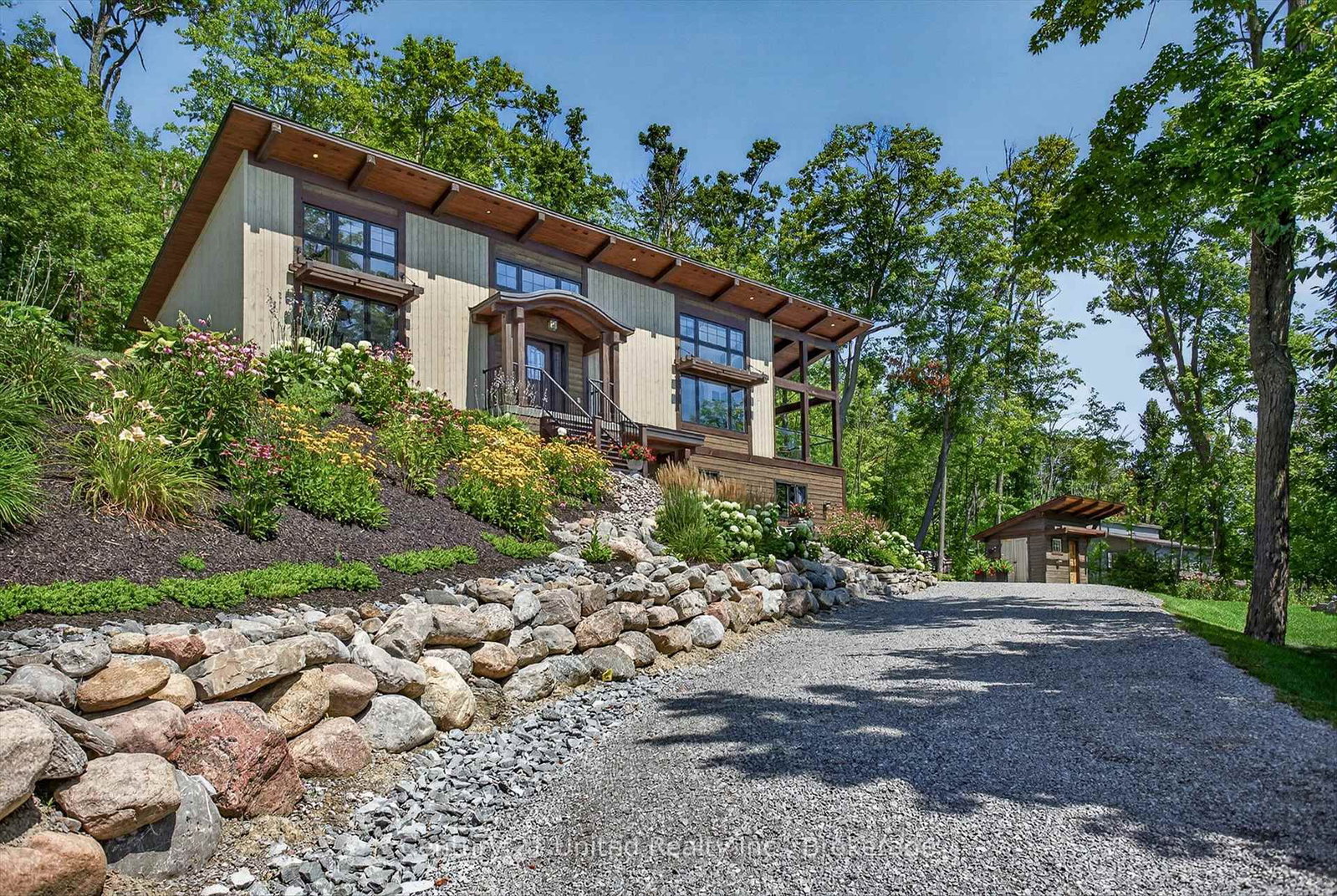 72 Darling Drive • Selwyn, ON photo 3