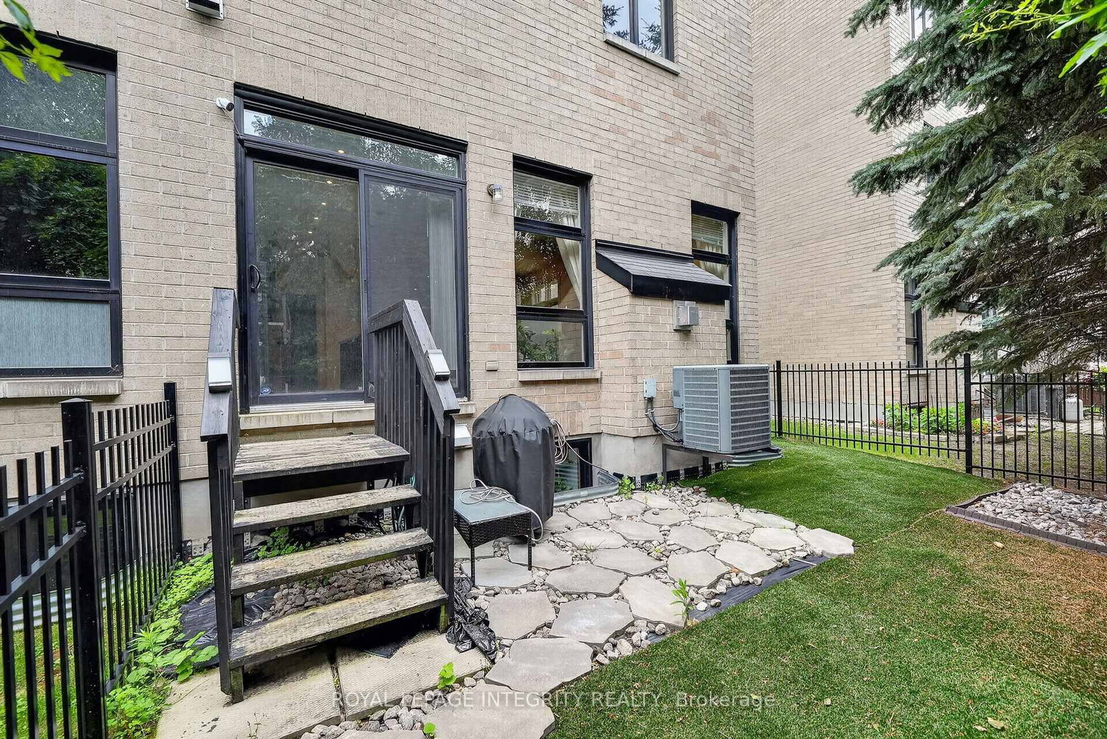 812 Petra Private • Ottawa, ON photo 43