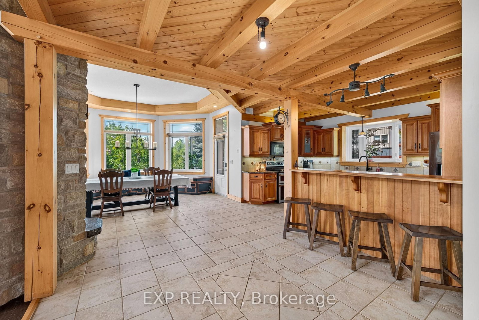 7392 Wellington Road 11 Road • Mapleton, ON photo 7